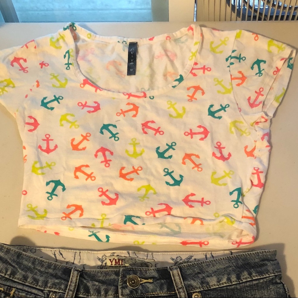 5/$40 White multi color anchor crop top